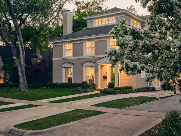 2412 Jarratt Ave, Austin, TX 78703