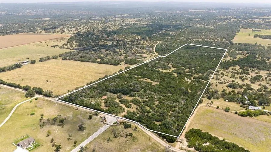 1984 N Grape Creek Rd, Fredericksburg, TX 78624 - #2