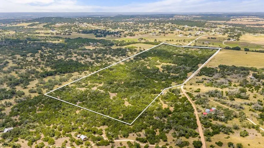 1984 N Grape Creek Rd, Fredericksburg, TX 78624 - #3