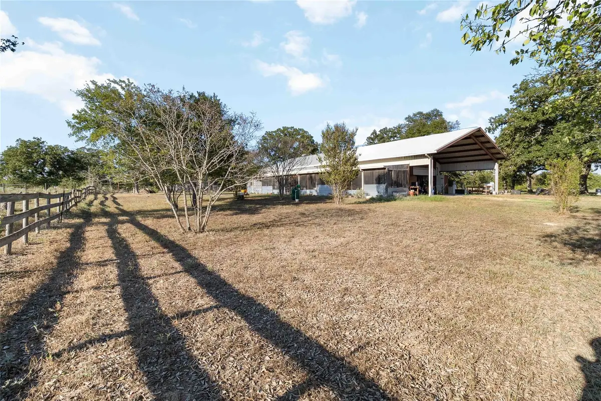 145 Three Oaks Ln, Bastrop, TX 78602 - Image #1