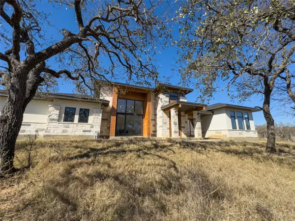 6509 Ranch Road 962 W, Round Mountain, TX 78663