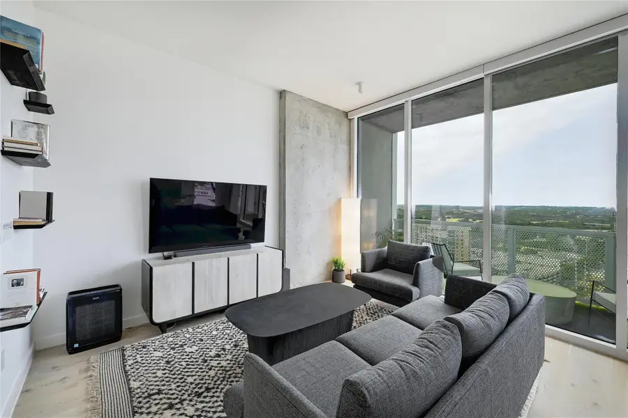 301 West Ave #2201, Austin, TX 78701 - Image #2
