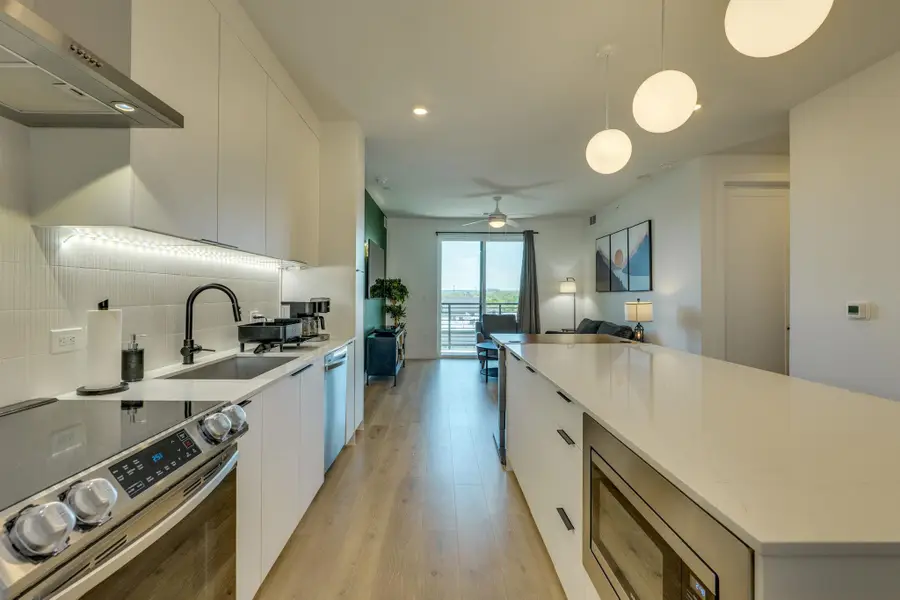 1701 Simond Ave #618, Austin, TX 78723 - #2