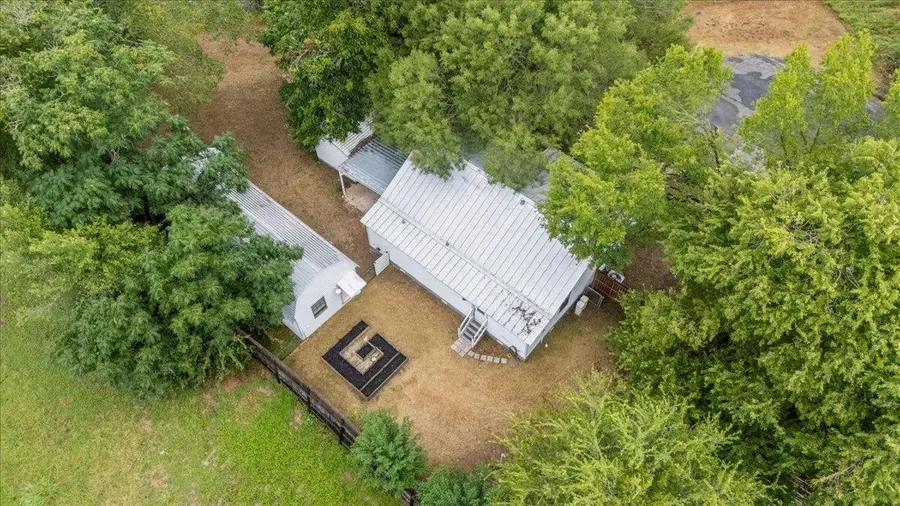 339 N Water St, La Grange, TX 78945 - Image #3