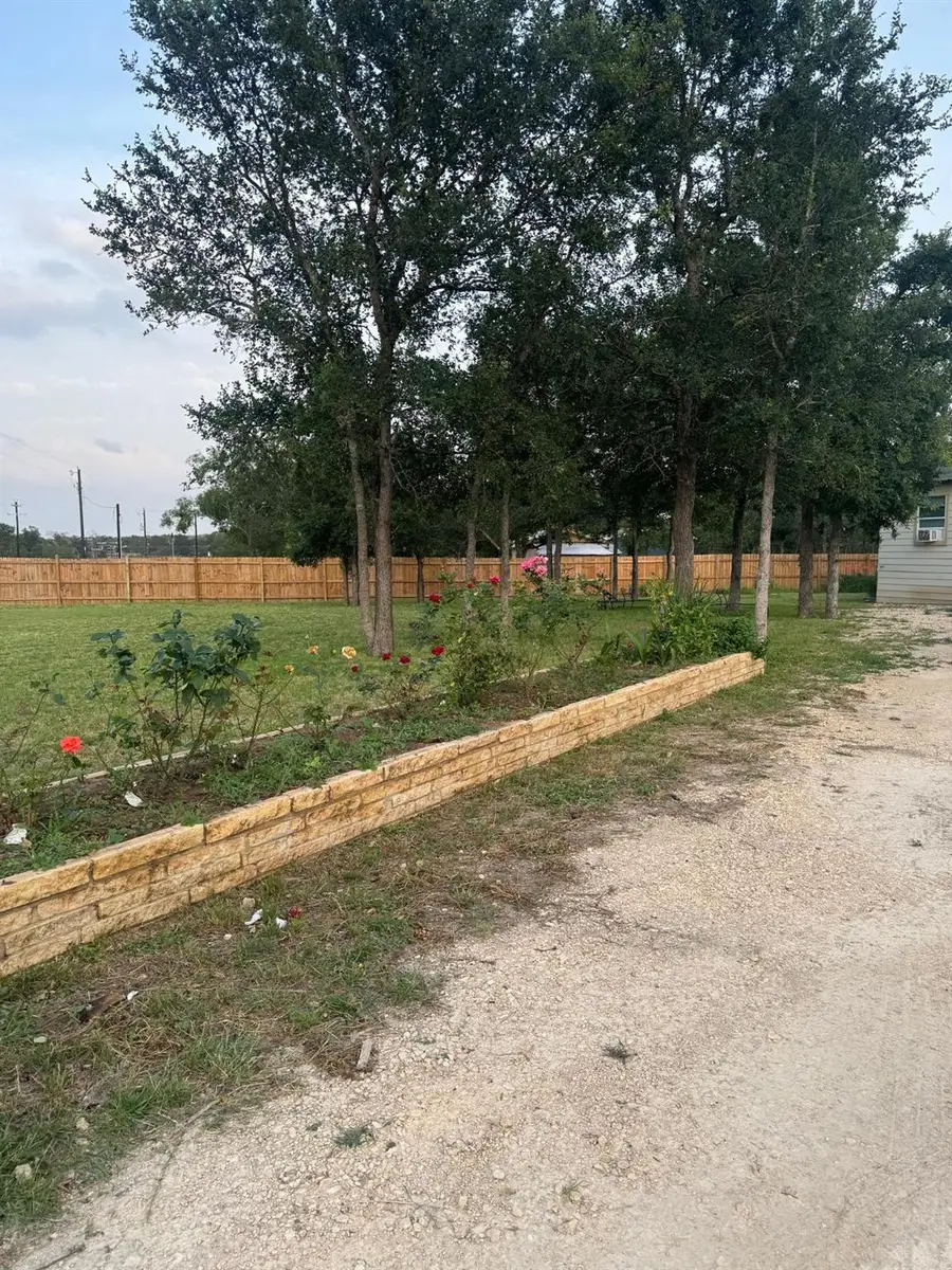 401 Ride Out Blvd, Elgin, TX 78621 - #3