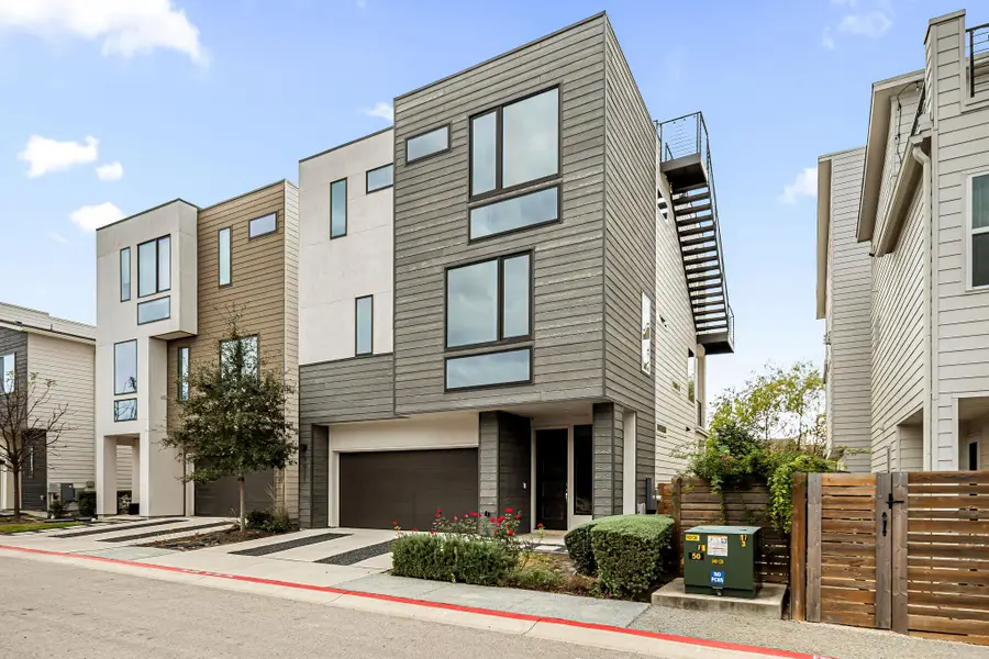 7921 Floracita Ln #26, Austin, TX 78735 - Image #2