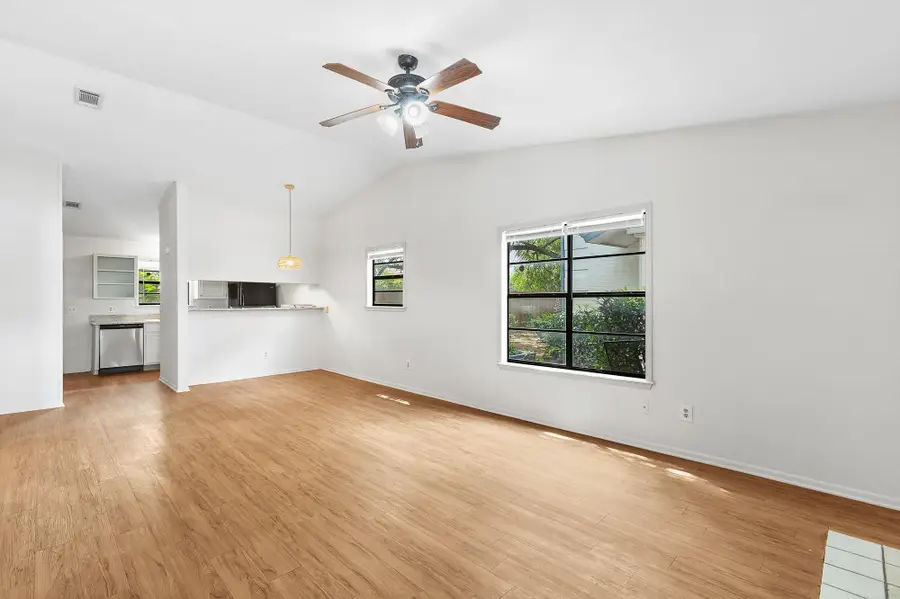 1604 Mill St #B, San Marcos, TX 78666 - #2