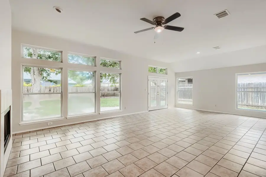 119 Stephen Ln, Georgetown, TX 78626 - #3