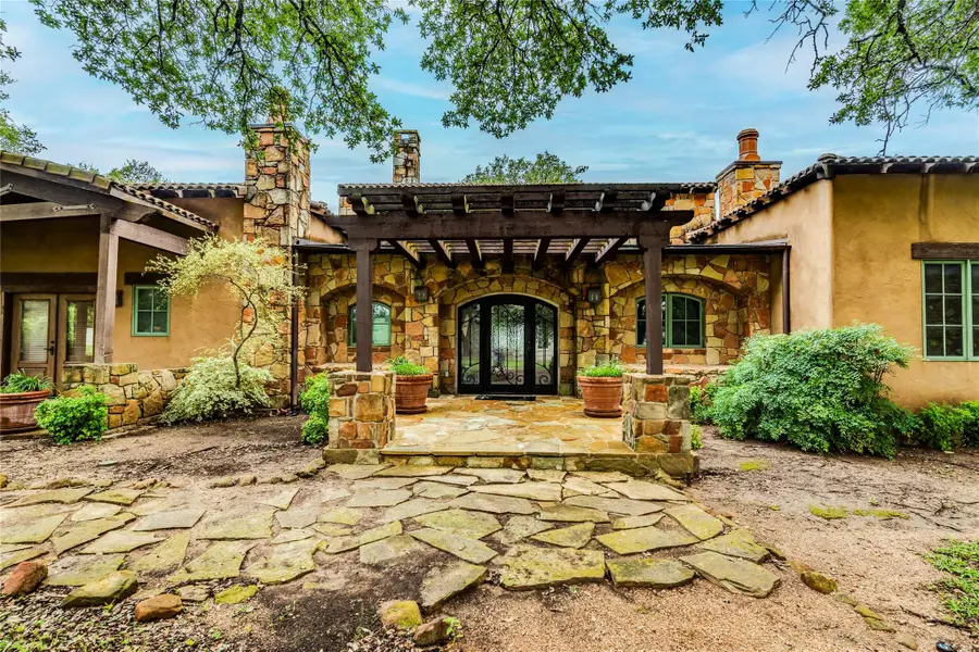 171 Oak Grove Cv, Georgetown, TX 78628 - Image #2