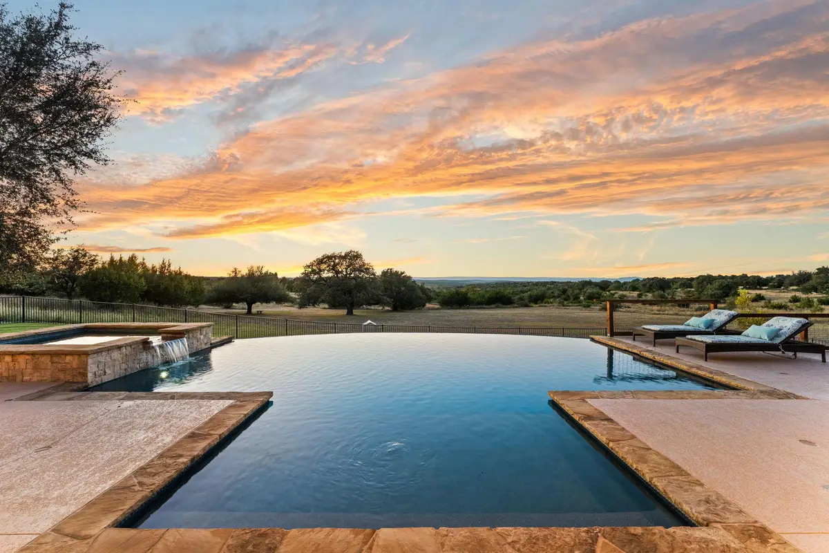 1010 Vista Ridge Dr, Round Mountain, TX 78663 - #1