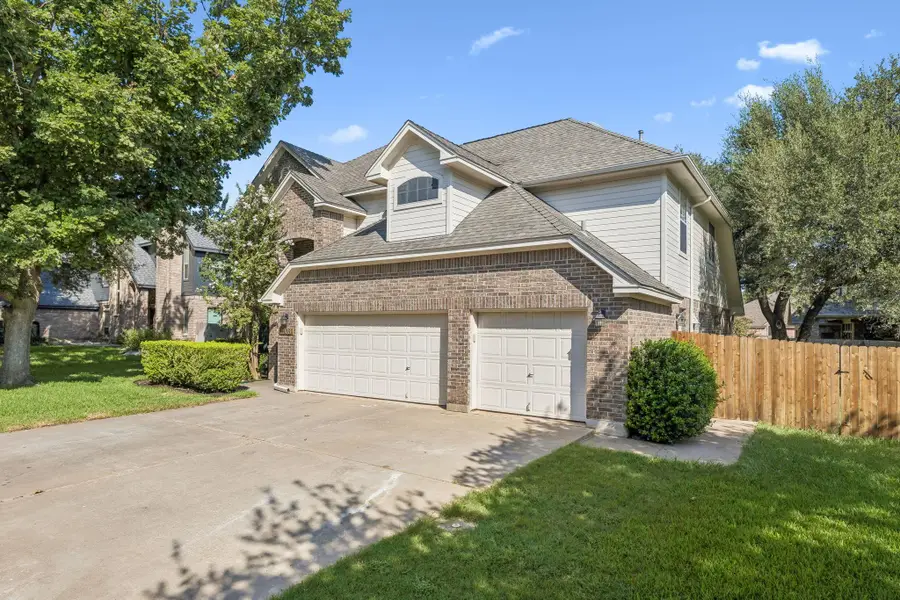 1908 Clearwater Dr, Round Rock, TX 78681 - #2