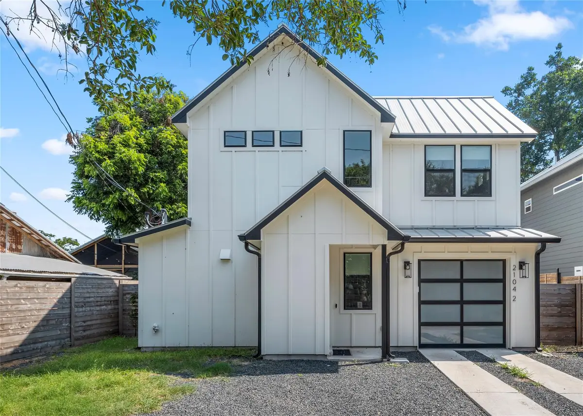 2104 E 2nd St, Austin, TX 78702 - #1