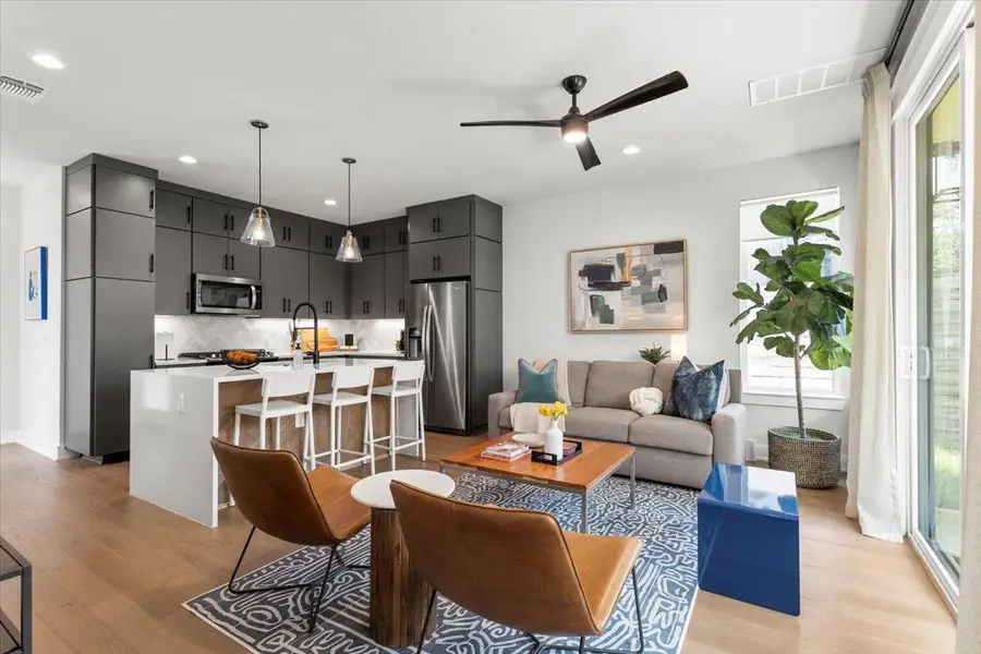 2104 E 2nd St, Austin, TX 78702 - #3