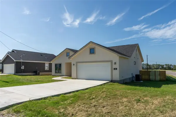 105 Sweet Clover Way, Johnson City, TX 78636