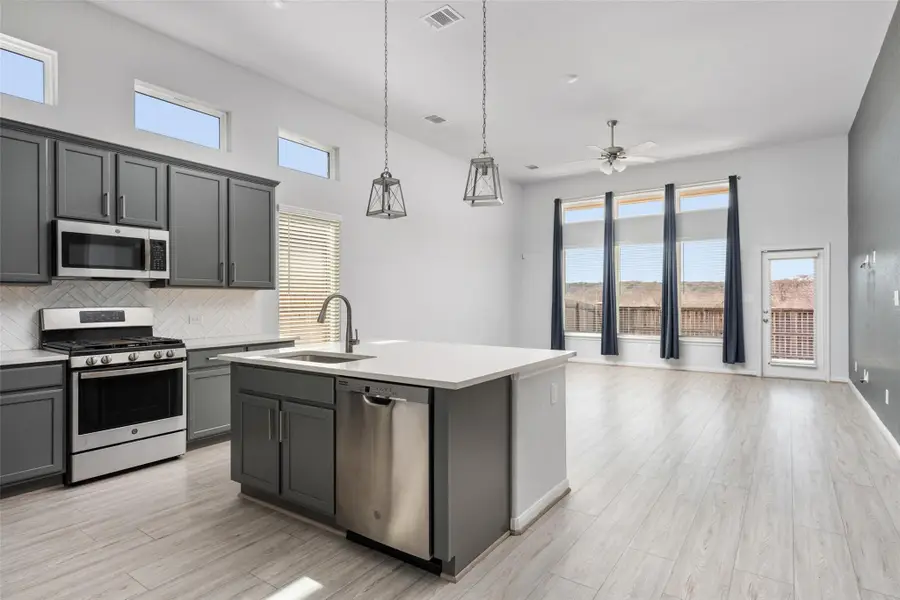 737 Blue Oak Blvd, San Marcos, TX 78666 - #3