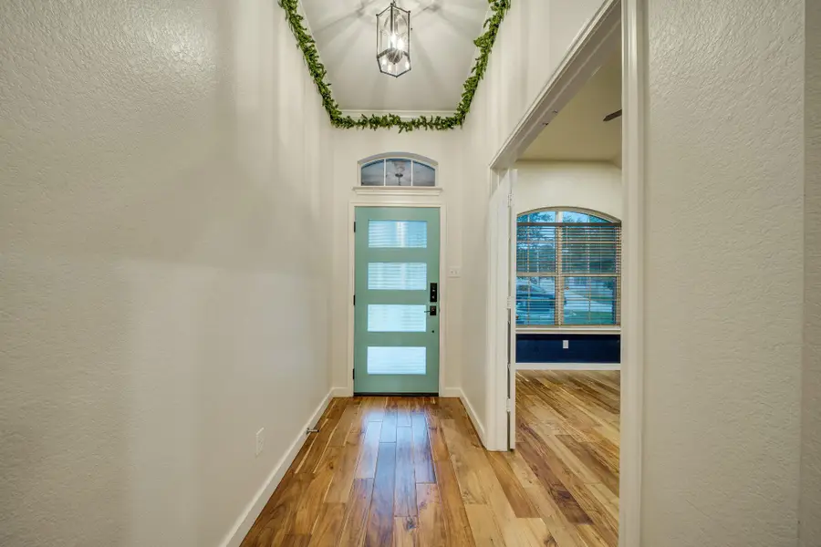 412 Chaparall Dr, Leander, TX 78641 - Image #2