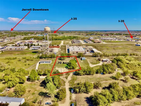 584 County Road 306 Rd, Jarrell, TX 76537