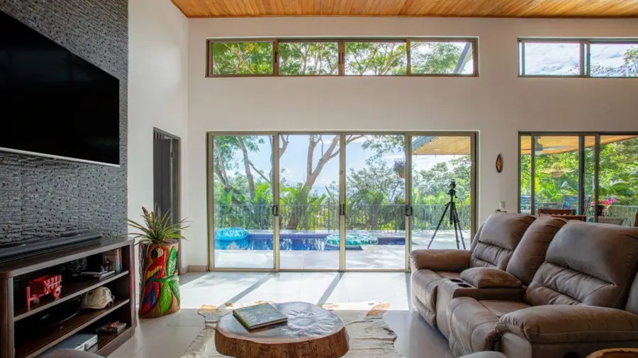 0000 Modern Gem In The Natural Setting, Washington, DC 20505 - #3