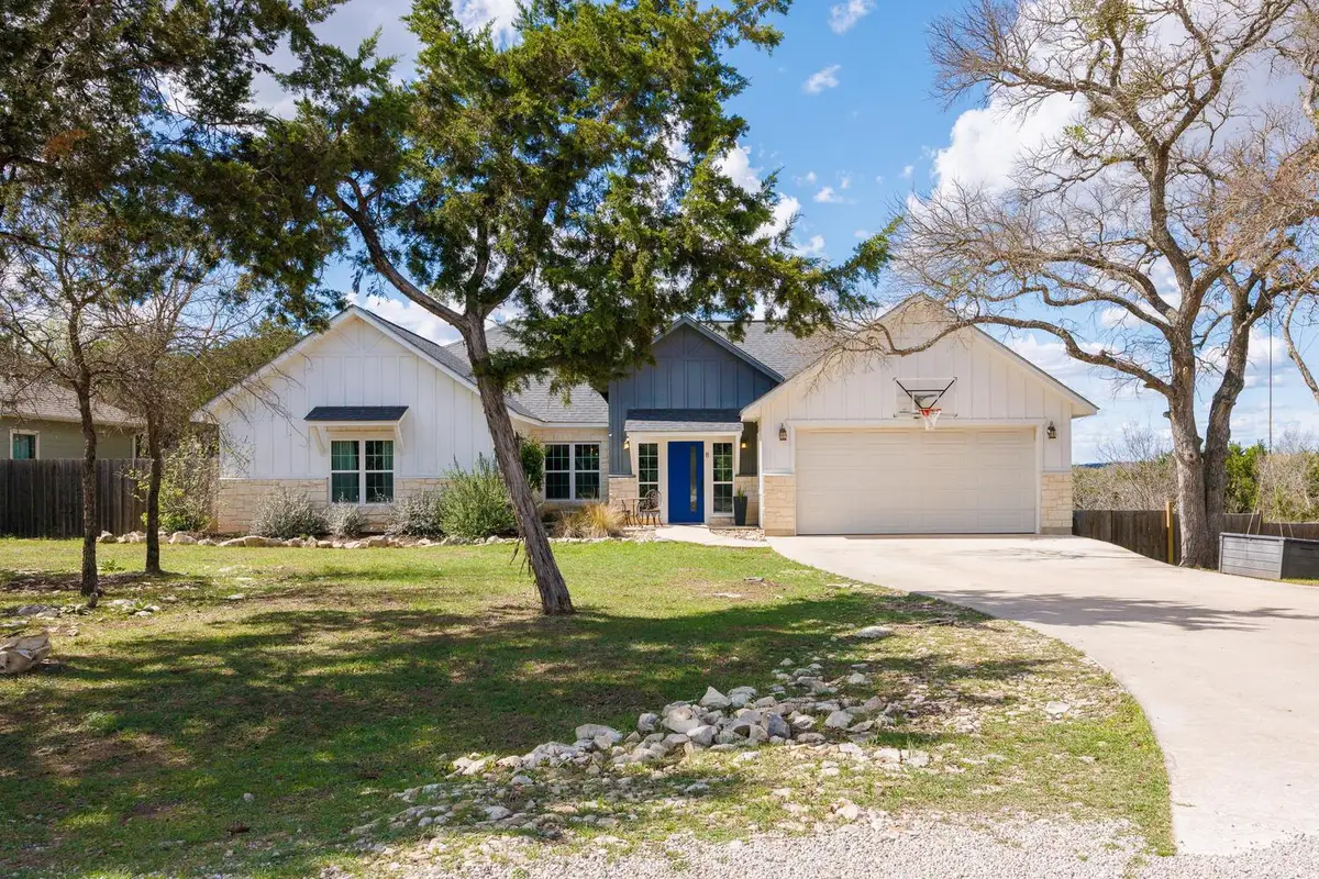 8 Butterfly St, Wimberley, TX 78676 - #1