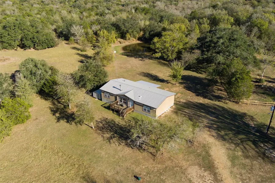 421 Krchnak Rd, Smithville, TX 78957 - Image #3