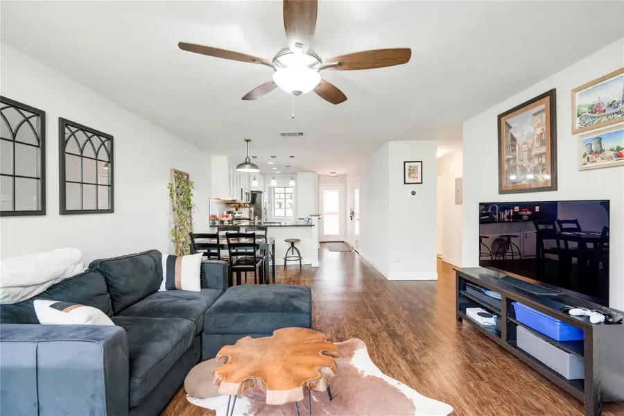 2215 Post Rd #2076, Austin, TX 78704 - #3