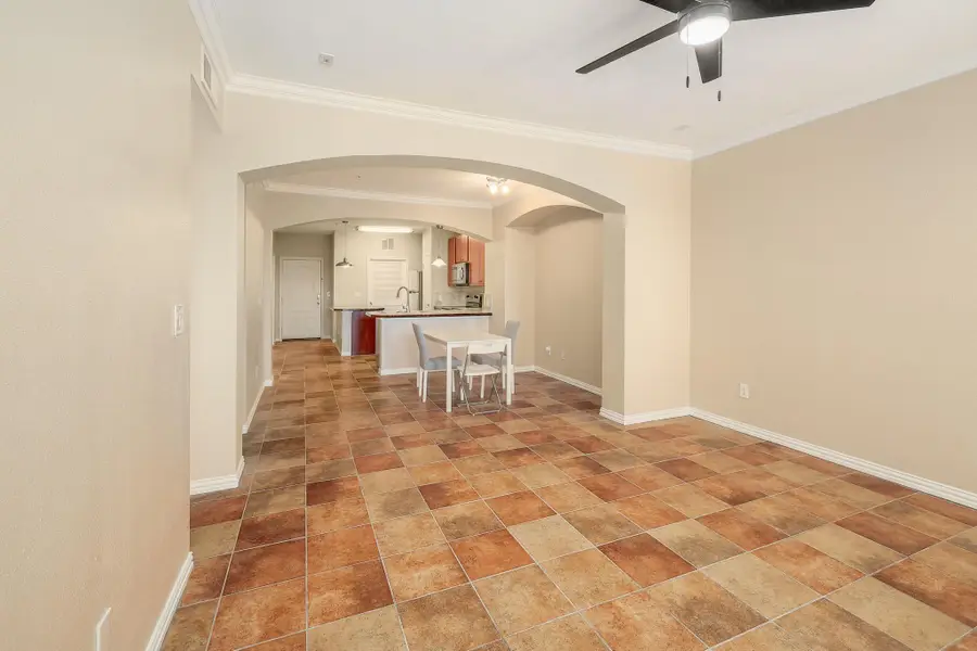 2505 San Gabriel St #304, Austin, TX 78705 - #3