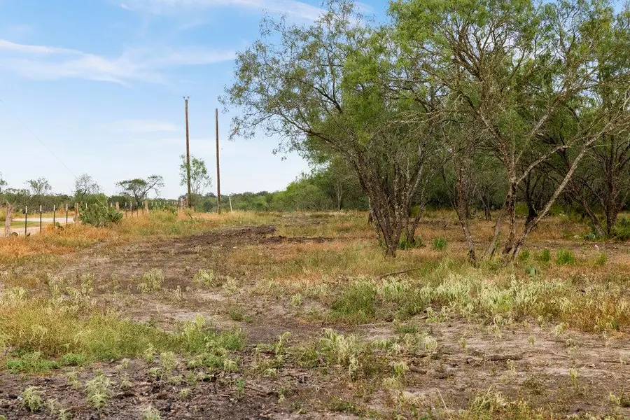 300 Cr 171, Nixon, TX 78140 - Image #3