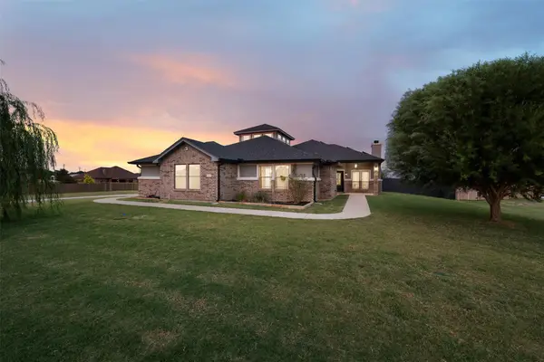 9407 Bozon Hill Dr, Salado, TX 76571