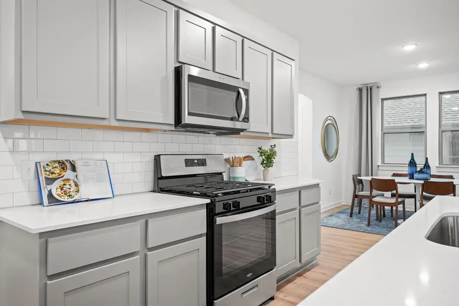 439 Lucky Ave, Elgin, TX 78621 - Image #3