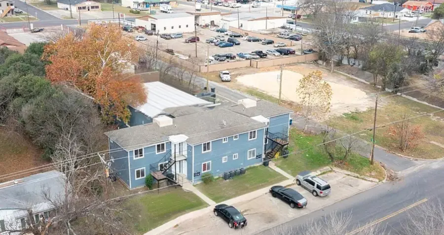 1207 N 10th St, Killeen, TX 76541 - Image #2