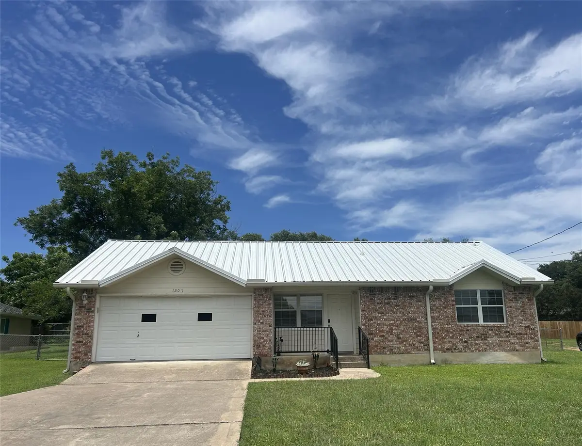 1207 Ash Dr, Marble Falls, TX 78654 - #1