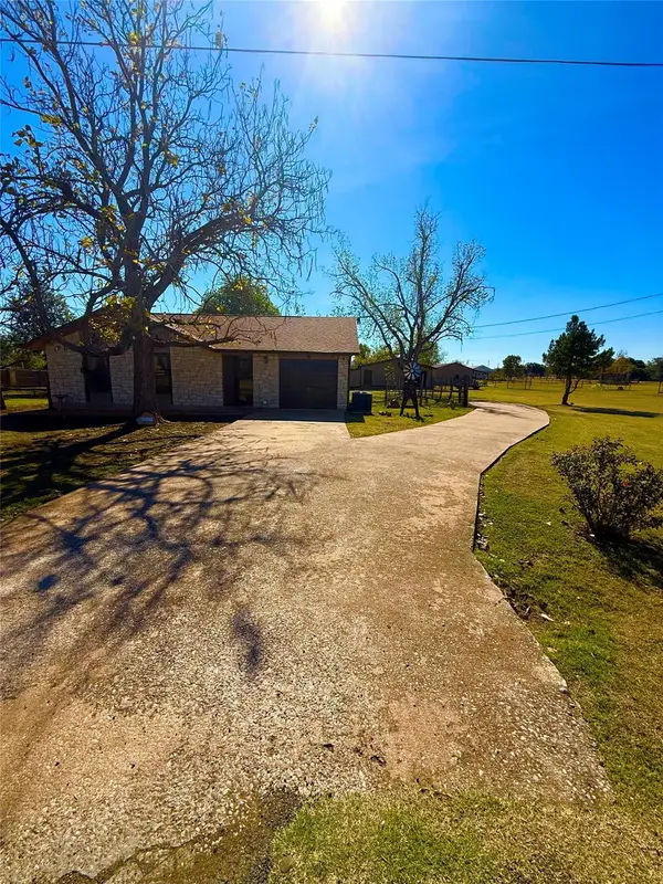 211 Rabbit Hollow Ln, Georgetown, TX 78626