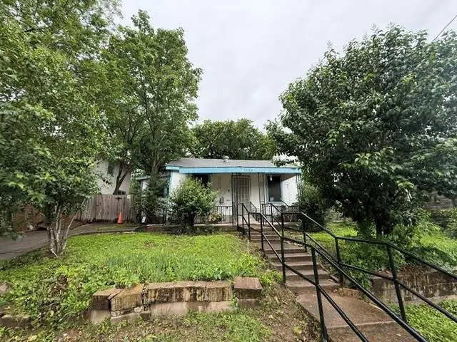 1702 Perez St, Austin, TX 78721 - #1