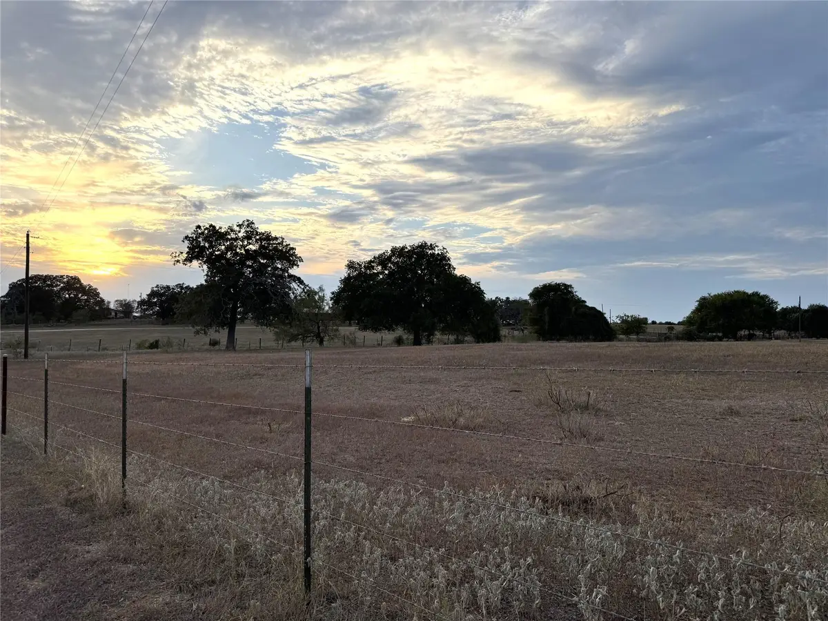 000 Old Kelley Rd, Lockhart, TX 78644 - Image #1