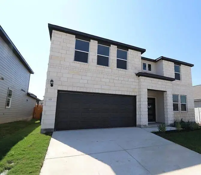 121 Andesite Trl, Liberty Hill, TX 78642 - #2