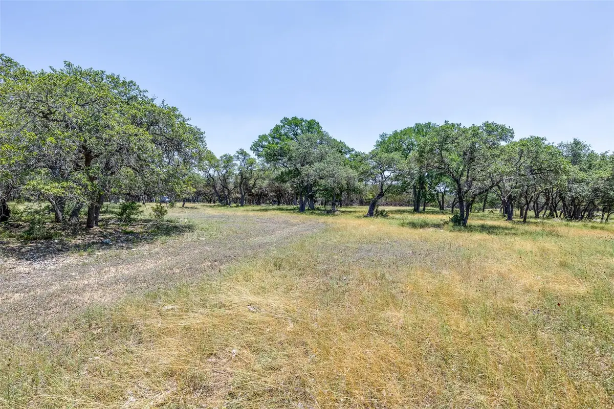 233 Kasten Rd, Boerne, TX 78006 - #1