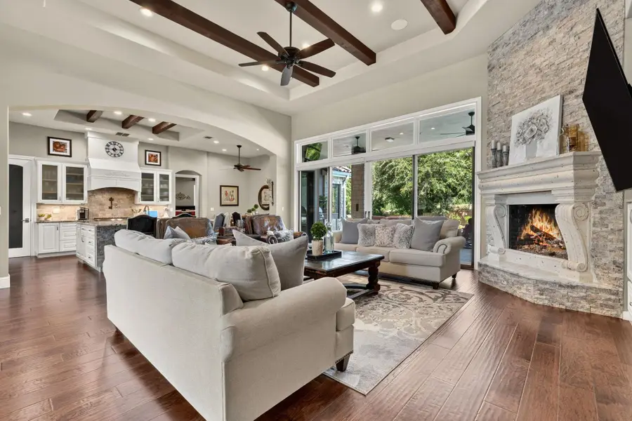 203 Golden Bear Dr, Austin, TX 78738 - #2