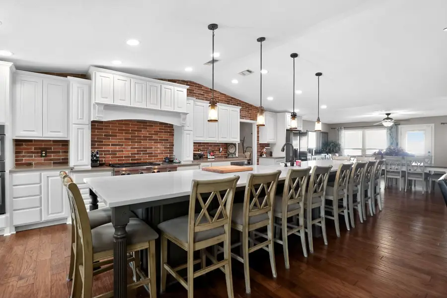 504 Virginia Dr, Round Rock, TX 78664 - Image #2