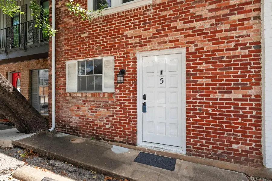 2300 Hancock Dr #5, Austin, TX 78756 - #3