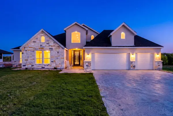7166 Newman Blvd, Kyle, TX 78640