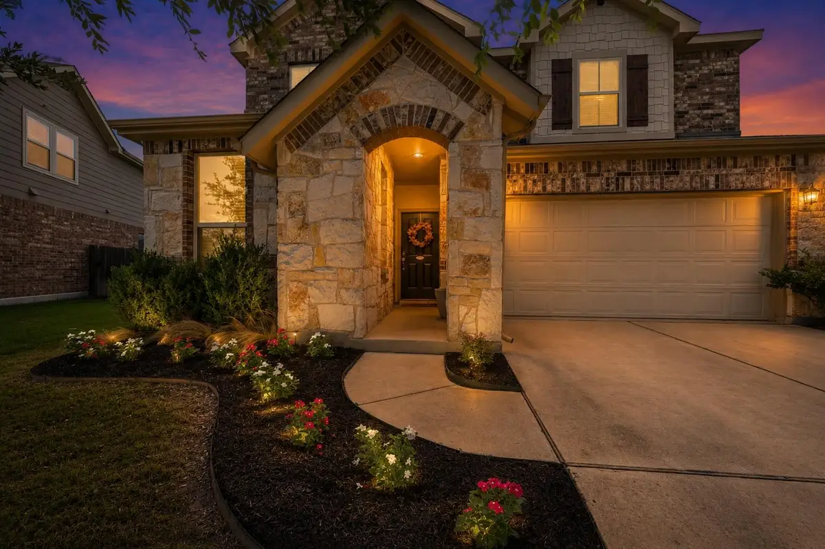 214 Cyril Dr, Hutto, TX 78634 - #1
