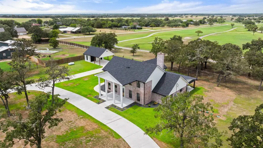 1017 County Road 229 Rd, Giddings, TX 78942 - #2