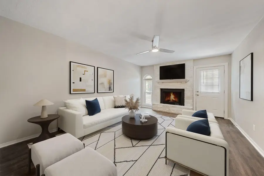 1810 Mearns Meadow Blvd, Austin, TX 78758 - Image #3