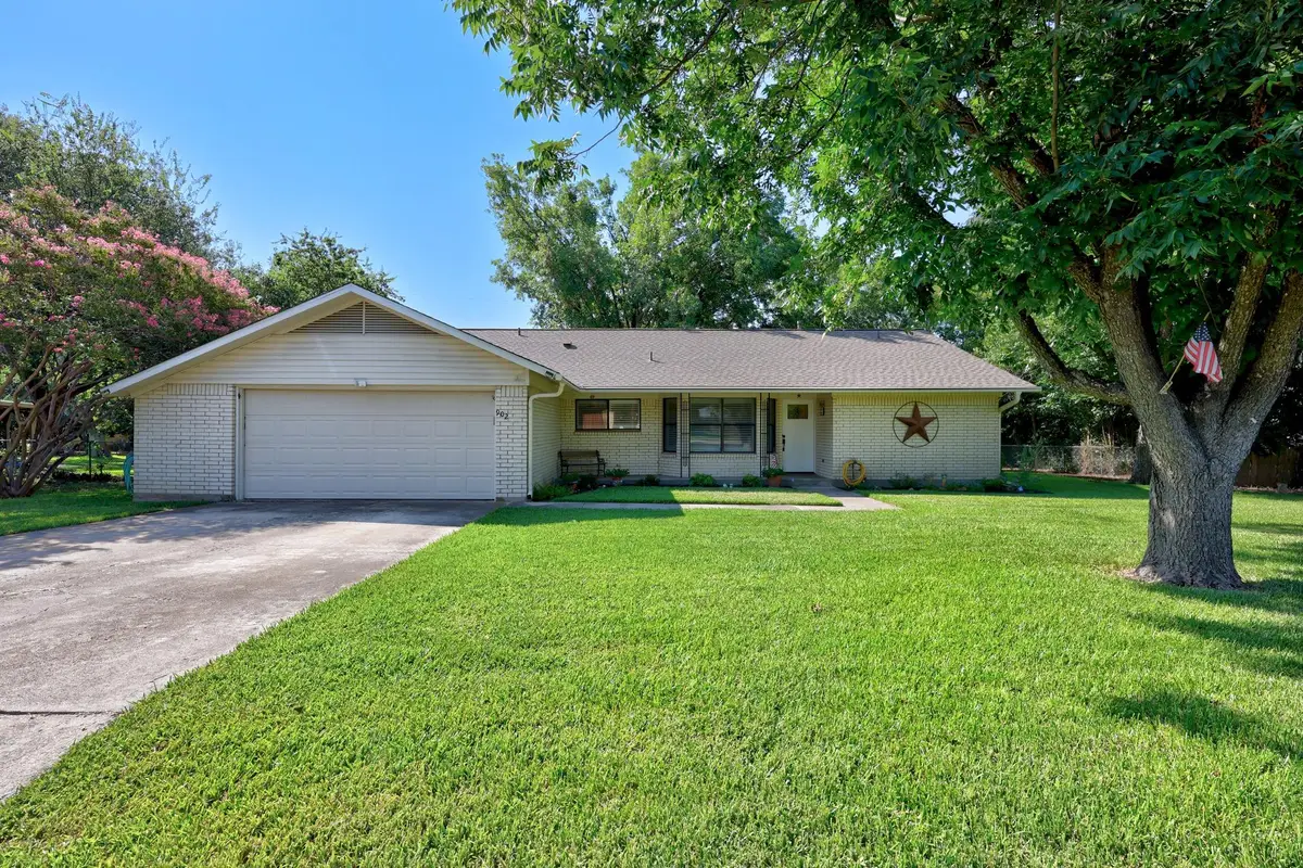 902 Dunman Dr, Georgetown, TX 78628 - #1
