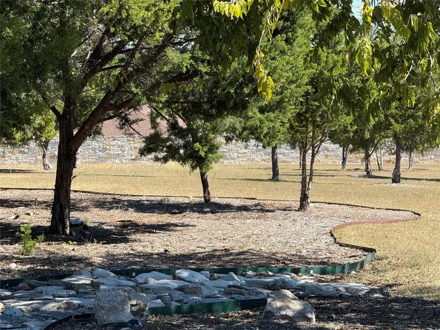 232 Standing Oak Dr, Georgetown, TX 78633 - Image #2