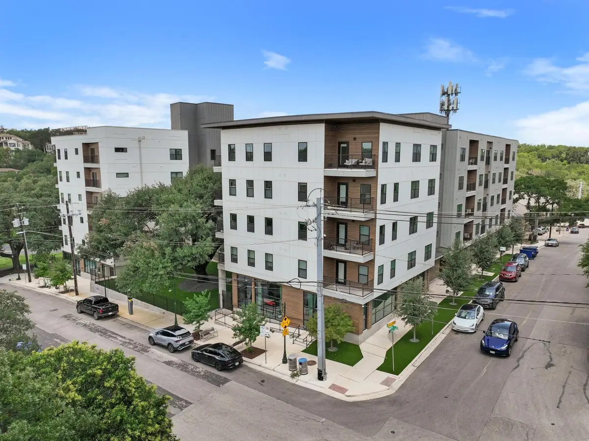 2500 Longview St #303, Austin, TX 78705 - #1