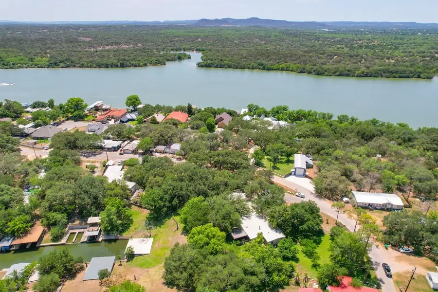 417 Cr 136a, Kingsland, TX 78639 - Image #2