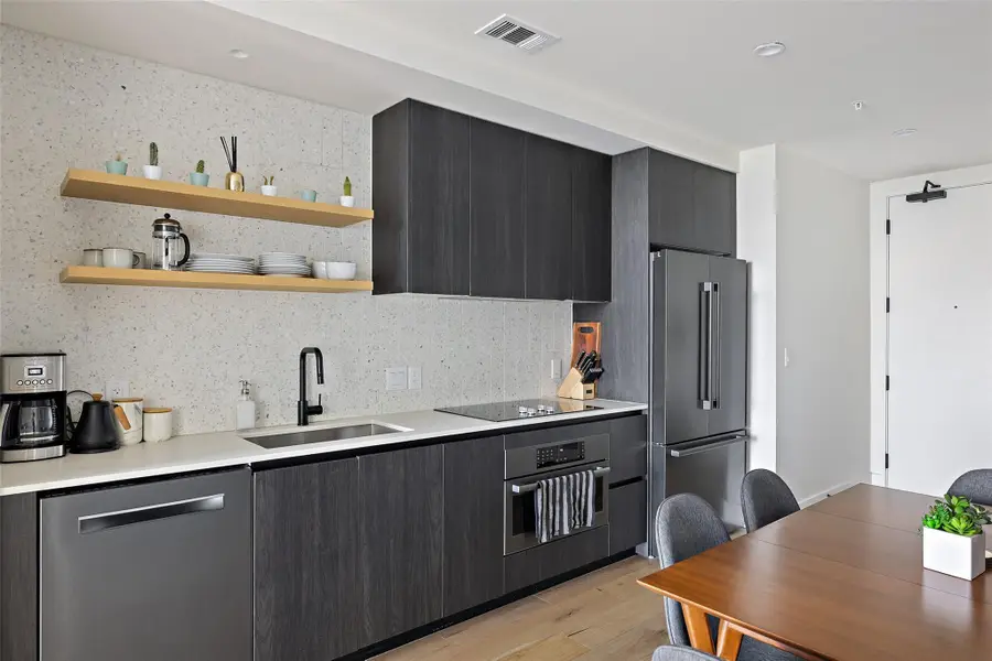 48 East Ave #2405, Austin, TX 78701 - Image #3