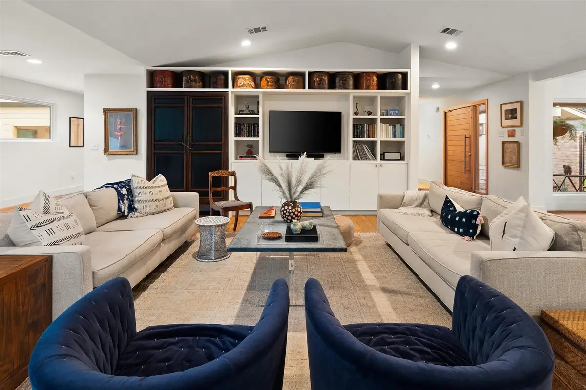7203 Running Rope Cir, Austin, TX 78731 - #1