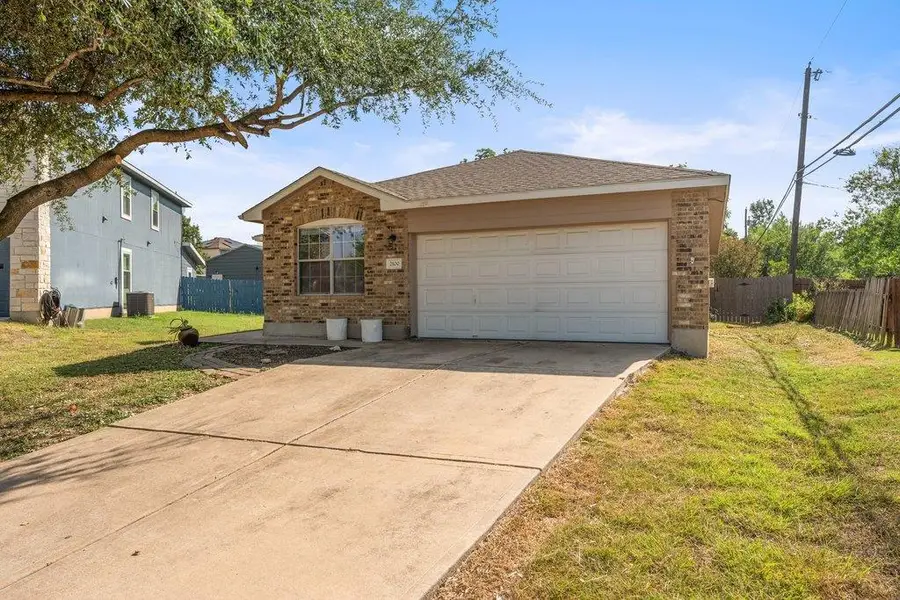 2100 Boyer Dr, Taylor, TX 76574 - #3